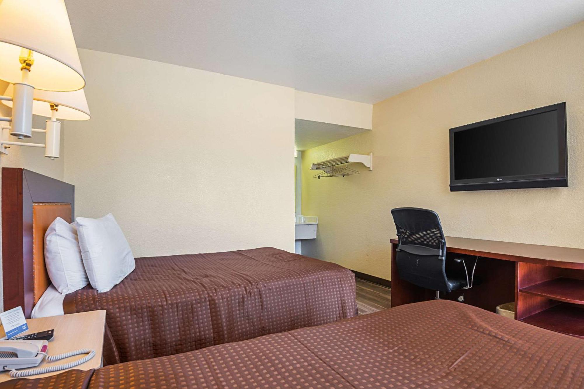Chambre Double avec 2 Lits Doubles - Non-Fumeurs