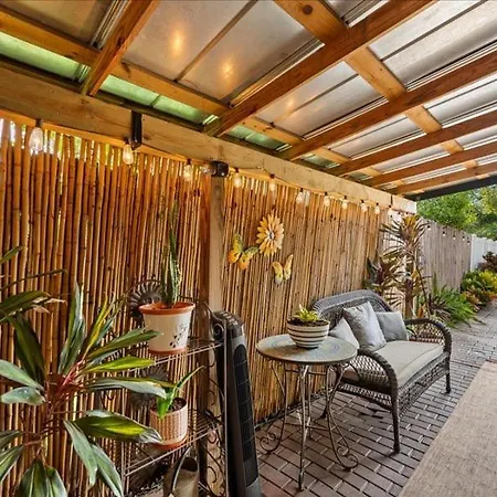 College Park-Orlando 5Star Villa Oasis - Home Away From Home - Quiet Neighborhood-Private Botanical Courtyard - Mins From Eola,Dt, Winter Park - Free Parking & Ev Plug In-3